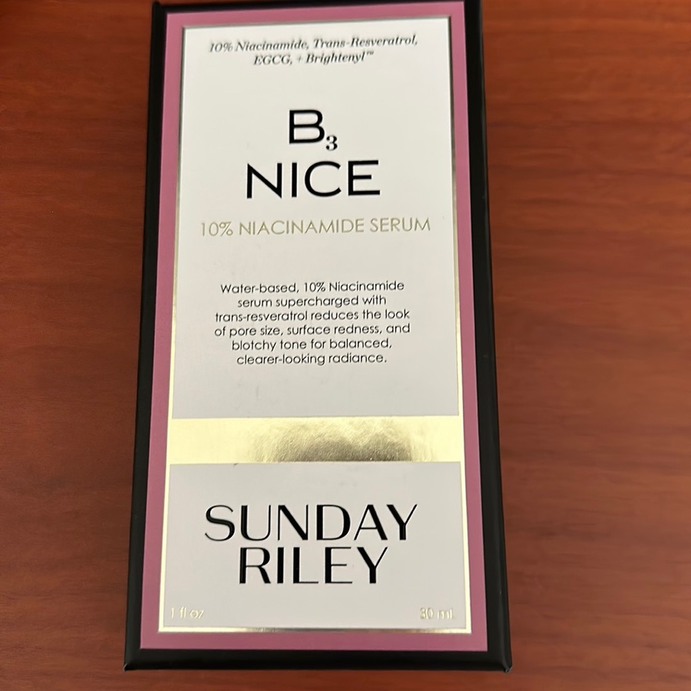 B3 Nice. 10% Niacinade Serum. Sunday Riley.